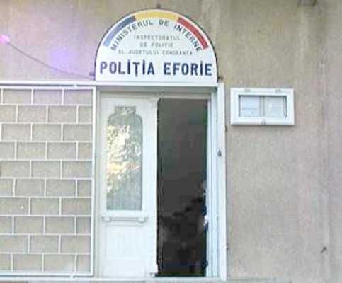 Au furat o uşă de la hotelul Orizont din Eforie